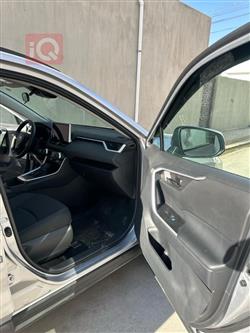 تويوتا راف 4